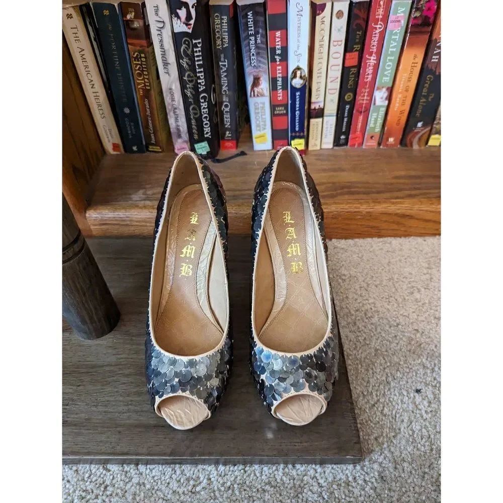 l.a.m.b. peeptoe tan leather silver sequin stilleto sz 7.5 excellent condition